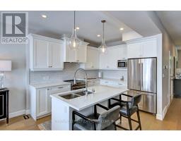 420 OLD WONDERLAND ROAD - 13