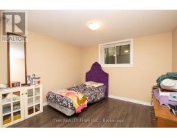 82 LANGTON ROAD - 32