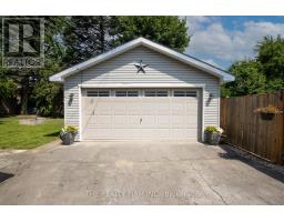 82 LANGTON ROAD - 41