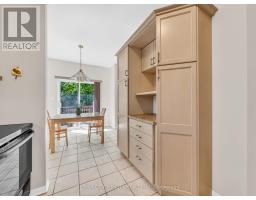 23 BRIMLEY COURT - 10