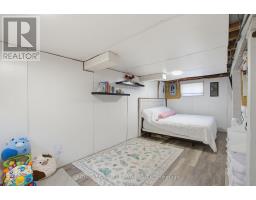 75 CONNAUGHT AVENUE - 18