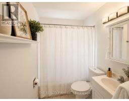1626 LEONARD STREET - 11