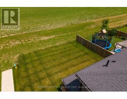 150 GILMOUR DRIVE - 12