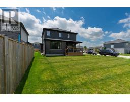 150 GILMOUR DRIVE - 17