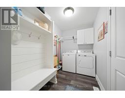 150 GILMOUR DRIVE - 36