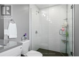 150 GILMOUR DRIVE - 42