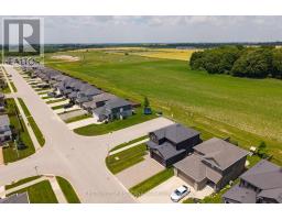 150 GILMOUR DRIVE - 5
