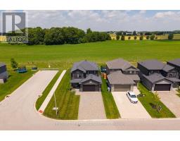 150 GILMOUR DRIVE - 6