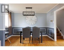 2 SURREY CRESCENT - 5