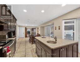 495 JEFFREYBROOK CLOSE - 16