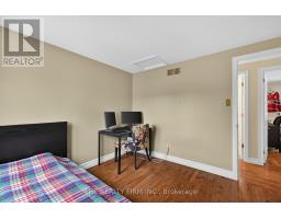495 JEFFREYBROOK CLOSE - 28