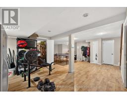 495 JEFFREYBROOK CLOSE - 33
