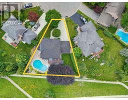 102 ST BEES COURT - 3