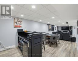 102 ST BEES COURT - 33
