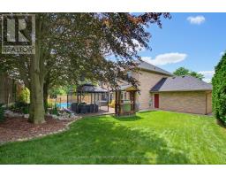 102 ST BEES COURT - 44