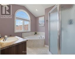 3 WATSON CRESCENT - 20