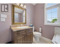 3 WATSON CRESCENT - 21
