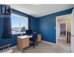 3 WATSON CRESCENT - 26