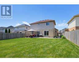 3 WATSON CRESCENT - 37