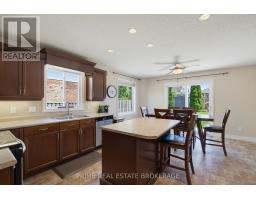 3 WATSON CRESCENT - 5