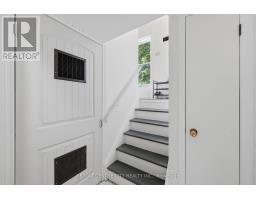 1564 NAIRN AVENUE - 17