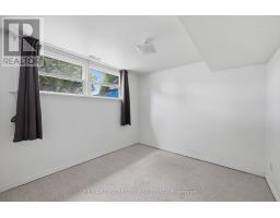 1564 NAIRN AVENUE - 19