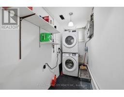 1564 NAIRN AVENUE - 22