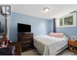 1564 NAIRN AVENUE - 27