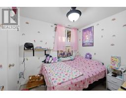 1564 NAIRN AVENUE - 30