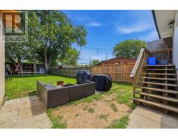 1564 NAIRN AVENUE - 36