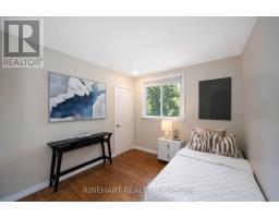 2 LLOYD MANOR CRESCENT - 14
