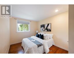 2 LLOYD MANOR CRESCENT - 15