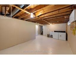 2 LLOYD MANOR CRESCENT - 25