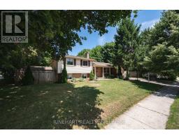 2 LLOYD MANOR CRESCENT - 3