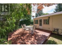 2 LLOYD MANOR CRESCENT - 30