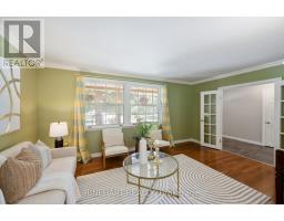 2 LLOYD MANOR CRESCENT - 8