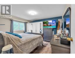 22 DENLAW ROAD - 18