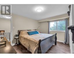 22 DENLAW ROAD - 19