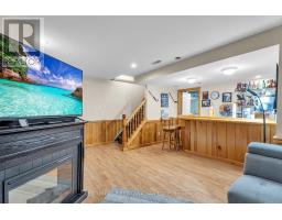 22 DENLAW ROAD - 27