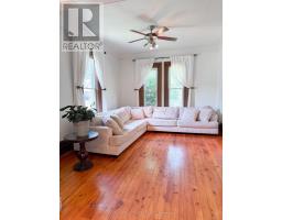12 EAST AVENUE - 19