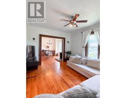12 EAST AVENUE - 20