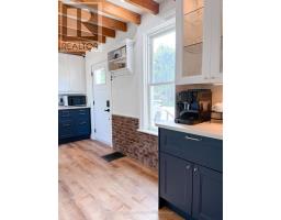 12 EAST AVENUE - 7