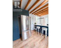 12 EAST AVENUE - 9