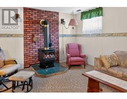 49 LOCKE AVENUE - 19