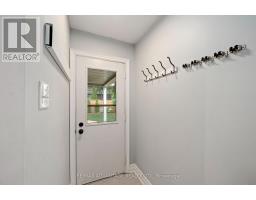 12 SPENCER CRESCENT - 15