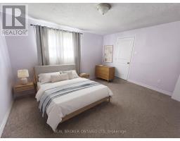 25 - 475 SANDRINGHAM CRESCENT - 7
