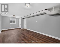 282 FLEMING DRIVE - 34