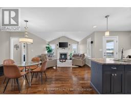 3 SUTHERLAND COURT - 10