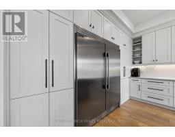2572 LUCAS AVENUE - 14