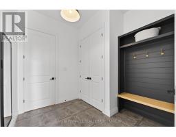 2572 LUCAS AVENUE - 21